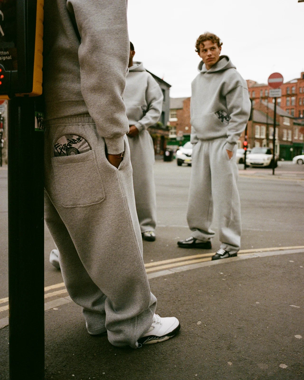 Disc Graphic Tracksuit – 2 Piece Set
