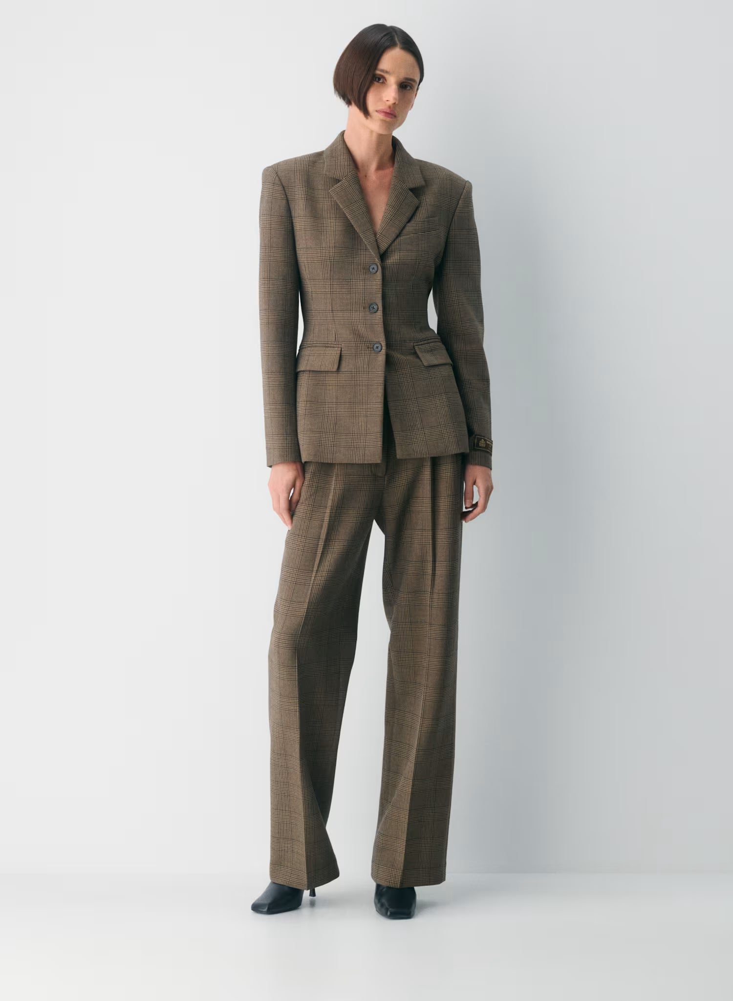 Women’s Blazer – Elegant & Versatile