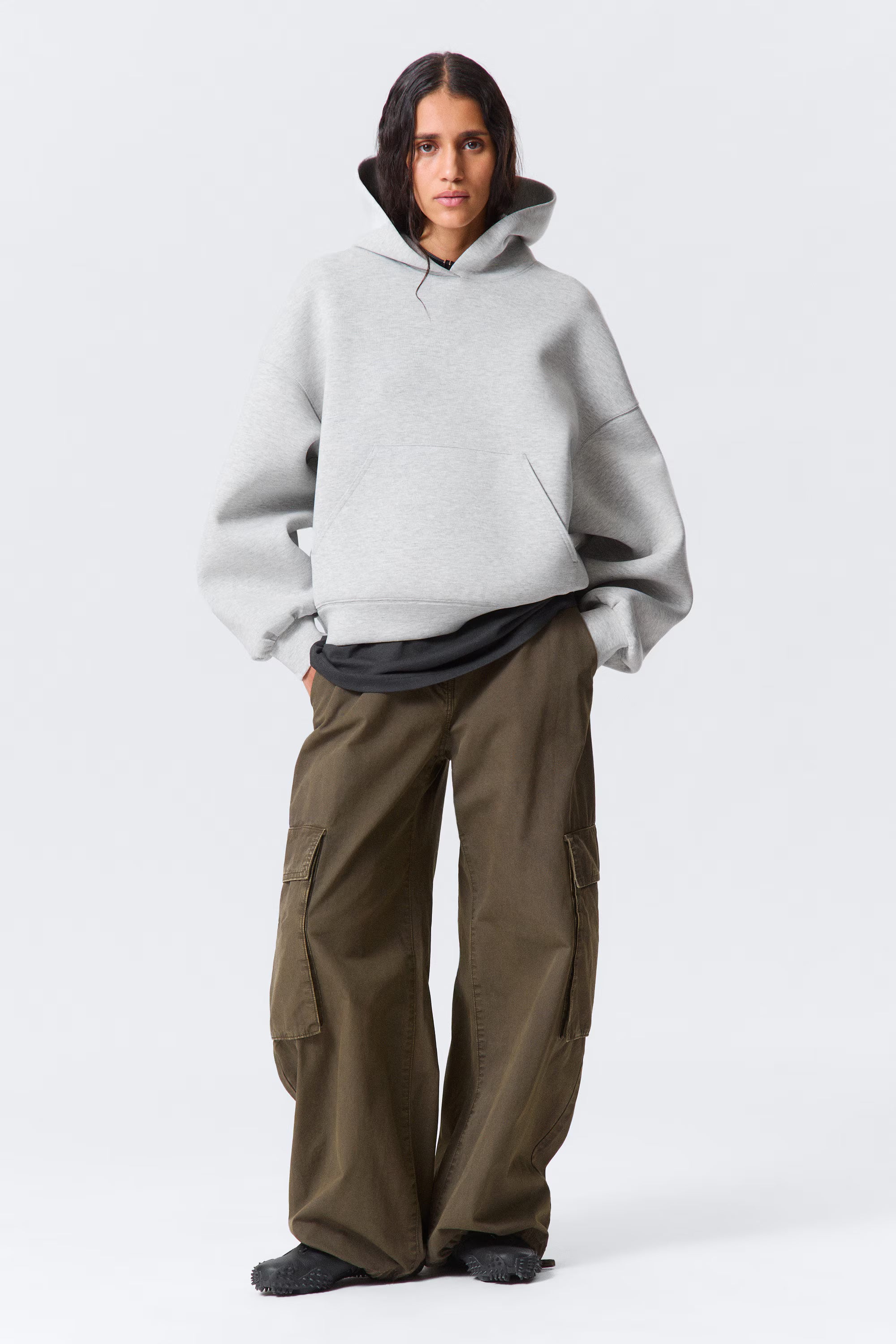 Everyday Grey Hoodie – Comfort & Style
